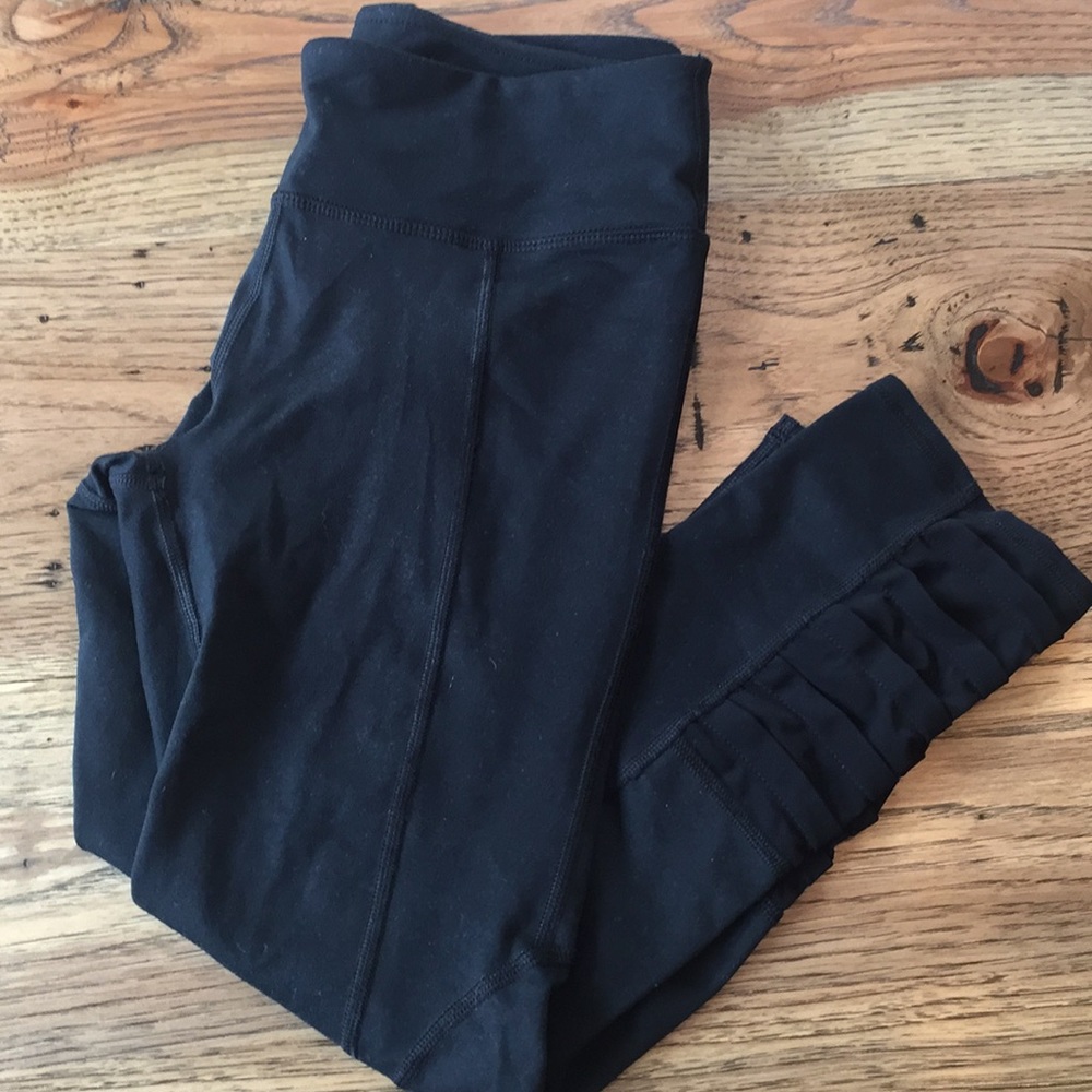 Fabletics Crop Leggings with Mesh